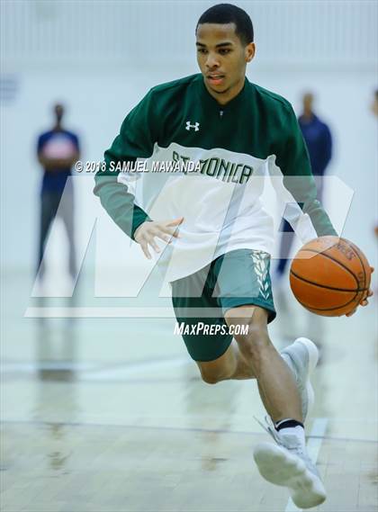 Thumbnail 2 in Brentwood School vs St. Monica photogallery.