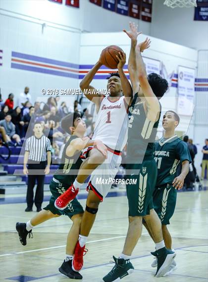 Thumbnail 2 in Brentwood School vs St. Monica photogallery.