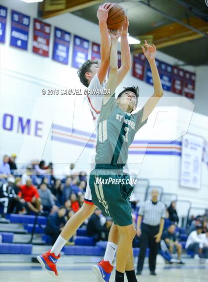 Thumbnail 3 in Brentwood School vs St. Monica photogallery.