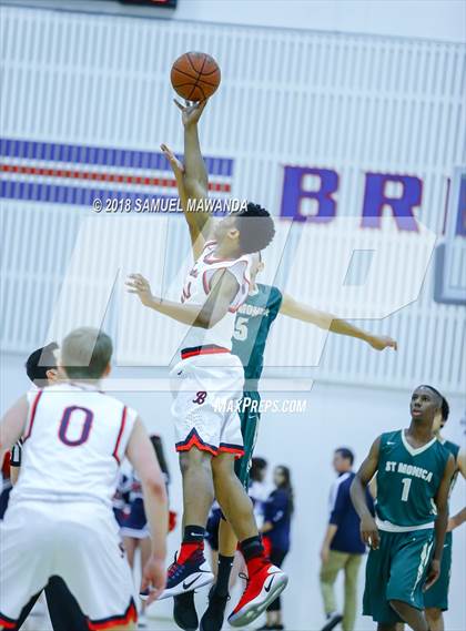 Thumbnail 2 in Brentwood School vs St. Monica photogallery.