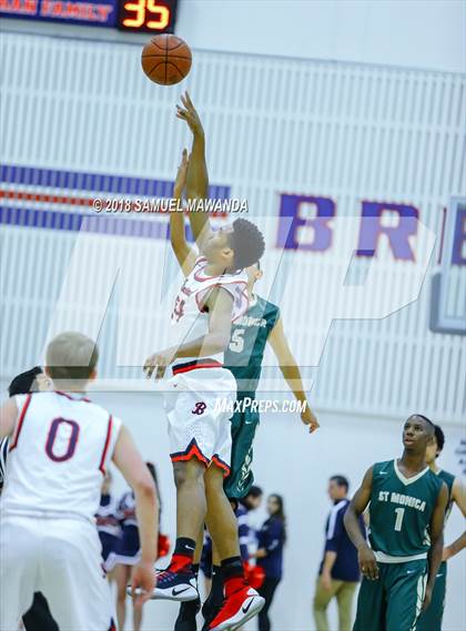 Thumbnail 3 in Brentwood School vs St. Monica photogallery.