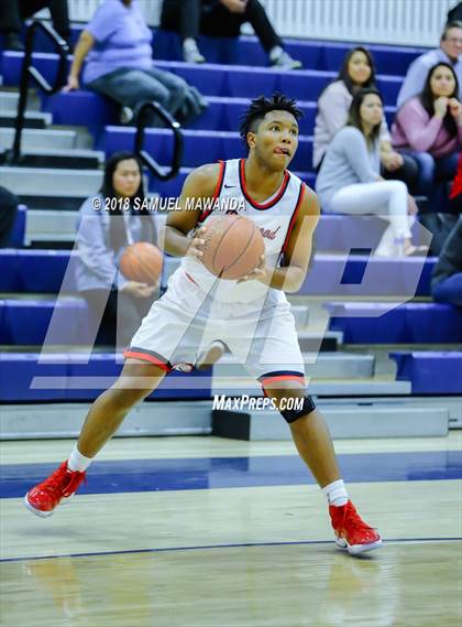 Thumbnail 1 in Brentwood School vs St. Monica photogallery.