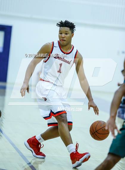 Thumbnail 3 in Brentwood School vs St. Monica photogallery.