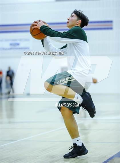 Thumbnail 3 in Brentwood School vs St. Monica photogallery.