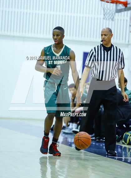Thumbnail 3 in Brentwood School vs St. Monica photogallery.