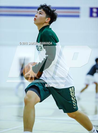 Thumbnail 2 in Brentwood School vs St. Monica photogallery.
