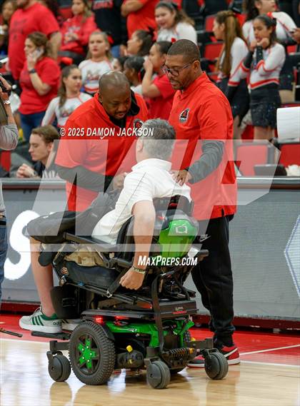 Thumbnail 2 in Mater Academy East Las Vegas vs Virgin Valley (2025 NIAA 3A State Championship) photogallery.