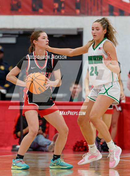 Thumbnail 3 in Mater Academy East Las Vegas vs Virgin Valley (2025 NIAA 3A State Championship) photogallery.