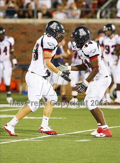 Thumbnail 1 in Cedar Hill vs. Allen (Tom Landry Classic) photogallery.