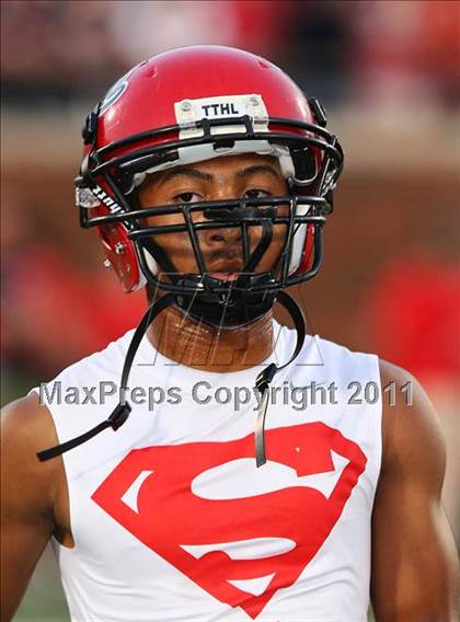 Thumbnail 1 in Cedar Hill vs. Allen (Tom Landry Classic) photogallery.