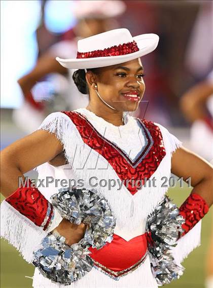 Thumbnail 1 in Cedar Hill vs. Allen (Tom Landry Classic) photogallery.