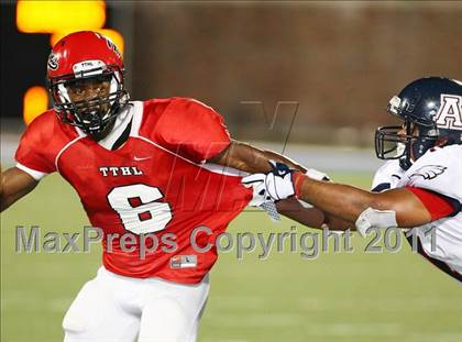 Thumbnail 1 in Cedar Hill vs. Allen (Tom Landry Classic) photogallery.