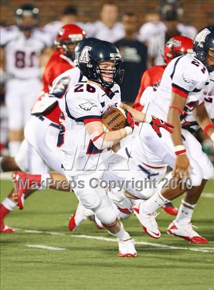 Thumbnail 3 in Cedar Hill vs. Allen (Tom Landry Classic) photogallery.