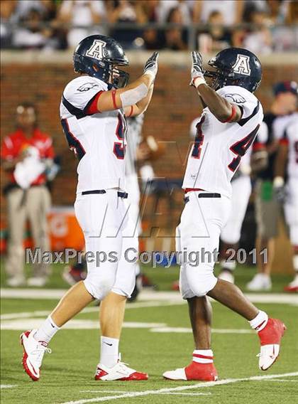 Thumbnail 3 in Cedar Hill vs. Allen (Tom Landry Classic) photogallery.