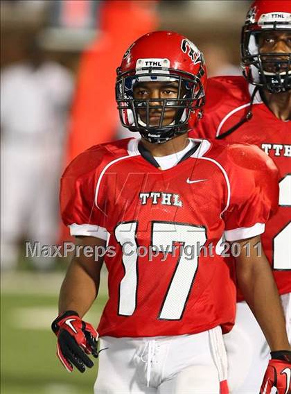 Thumbnail 1 in Cedar Hill vs. Allen (Tom Landry Classic) photogallery.