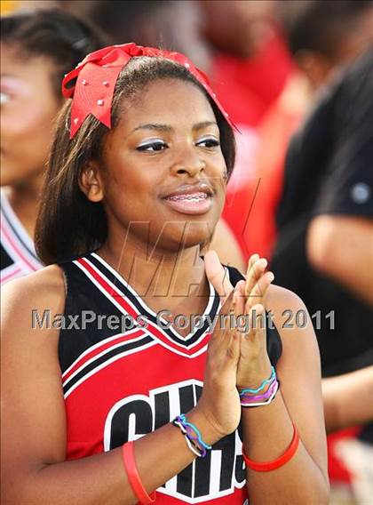 Thumbnail 1 in Cedar Hill vs. Allen (Tom Landry Classic) photogallery.