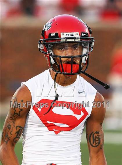 Thumbnail 2 in Cedar Hill vs. Allen (Tom Landry Classic) photogallery.