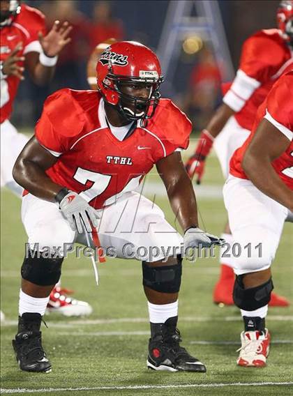 Thumbnail 2 in Cedar Hill vs. Allen (Tom Landry Classic) photogallery.