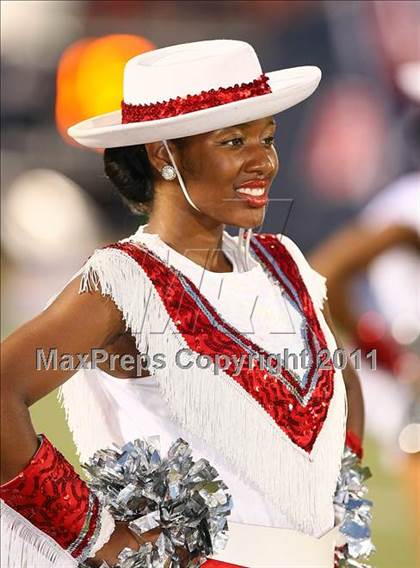 Thumbnail 2 in Cedar Hill vs. Allen (Tom Landry Classic) photogallery.