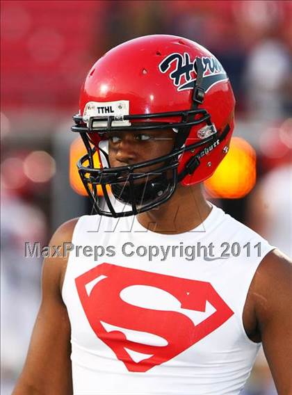 Thumbnail 1 in Cedar Hill vs. Allen (Tom Landry Classic) photogallery.