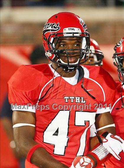 Thumbnail 3 in Cedar Hill vs. Allen (Tom Landry Classic) photogallery.