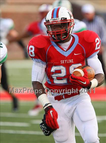 Thumbnail 1 in Skyline vs Carroll (5A Division 1 Semifinal) photogallery.