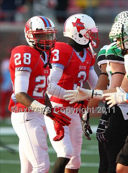 Thumbnail 3 in Skyline vs Carroll (5A Division 1 Semifinal) photogallery.