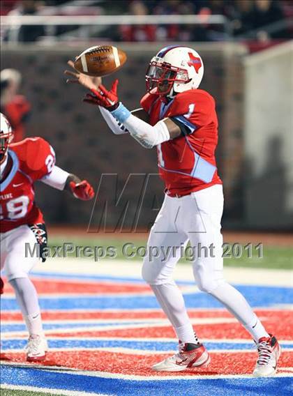 Thumbnail 2 in Skyline vs Carroll (5A Division 1 Semifinal) photogallery.