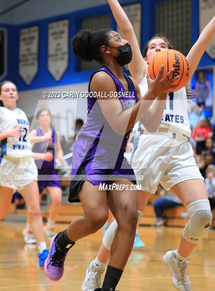 Thumbnail 2 in Carrboro @ Swansboro (NCHSAA Round 1) photogallery.