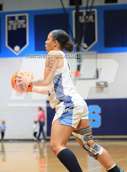 Thumbnail 2 in Carrboro @ Swansboro (NCHSAA Round 1) photogallery.