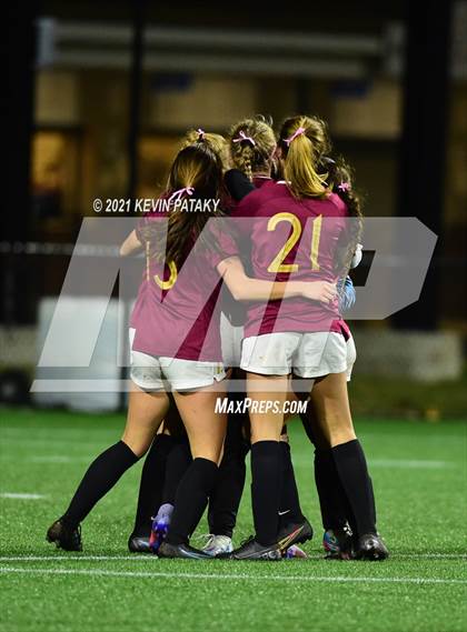 Thumbnail 2 in Simsbury vs. St. Joseph (CIAC Class L Final) photogallery.