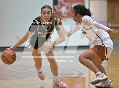 Thumbnail 1 in Vandegrift @ Hutto photogallery.