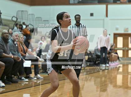 Thumbnail 3 in Vandegrift @ Hutto photogallery.
