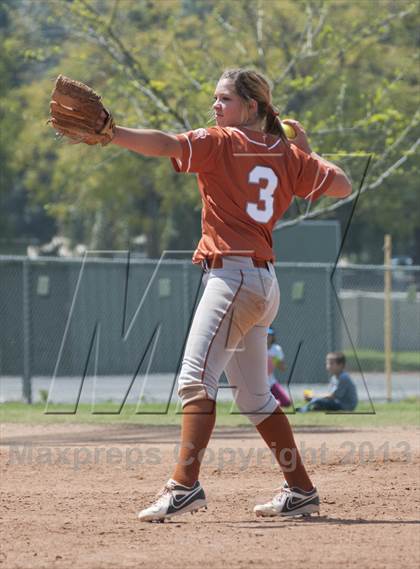 Thumbnail 2 in Valencia vs. Cienega photogallery.