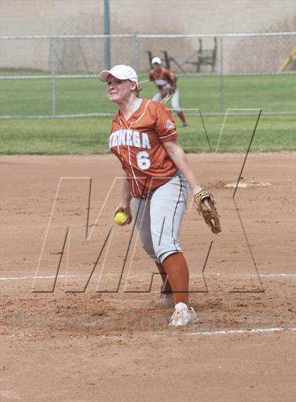 Thumbnail 3 in Valencia vs. Cienega photogallery.