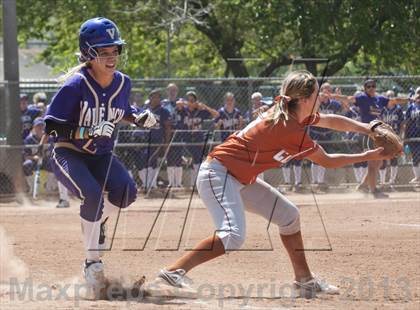 Thumbnail 3 in Valencia vs. Cienega photogallery.