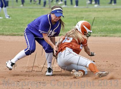 Thumbnail 3 in Valencia vs. Cienega photogallery.
