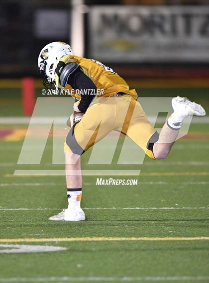 Thumbnail 2 in Valley View vs. Italy (UIL 2A Division 2 Region 1 Area) photogallery.