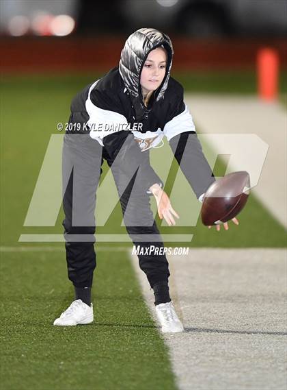 Thumbnail 1 in Valley View vs. Italy (UIL 2A Division 2 Region 1 Area) photogallery.
