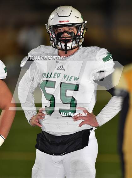 Thumbnail 2 in Valley View vs. Italy (UIL 2A Division 2 Region 1 Area) photogallery.