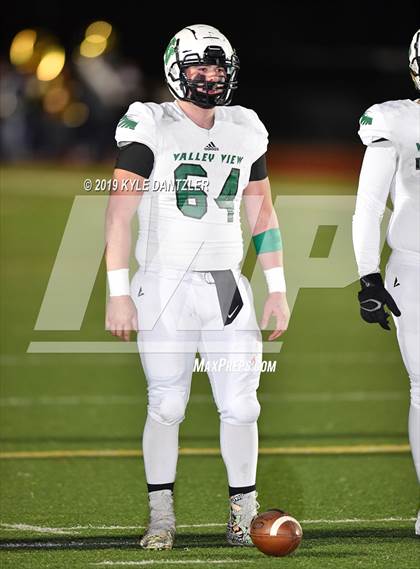 Thumbnail 3 in Valley View vs. Italy (UIL 2A Division 2 Region 1 Area) photogallery.