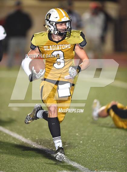 Thumbnail 2 in Valley View vs. Italy (UIL 2A Division 2 Region 1 Area) photogallery.