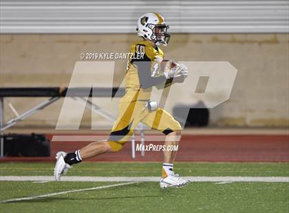 Thumbnail 3 in Valley View vs. Italy (UIL 2A Division 2 Region 1 Area) photogallery.
