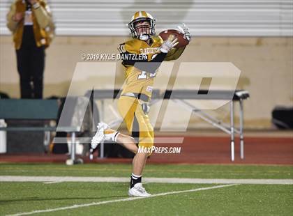 Thumbnail 2 in Valley View vs. Italy (UIL 2A Division 2 Region 1 Area) photogallery.