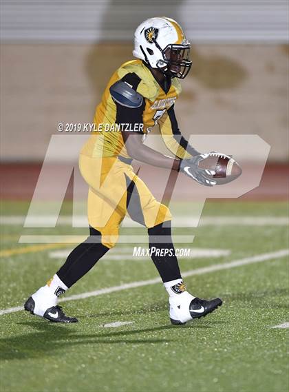 Thumbnail 1 in Valley View vs. Italy (UIL 2A Division 2 Region 1 Area) photogallery.
