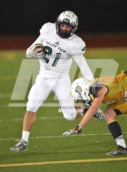Thumbnail 3 in Valley View vs. Italy (UIL 2A Division 2 Region 1 Area) photogallery.