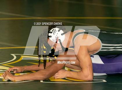 Thumbnail 2 in Elisibeth Barry Memorial Clash at the Creek photogallery.