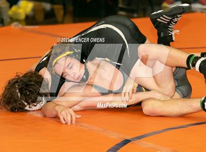 Thumbnail 2 in Elisibeth Barry Memorial Clash at the Creek photogallery.