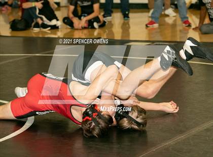 Thumbnail 1 in Elisibeth Barry Memorial Clash at the Creek photogallery.