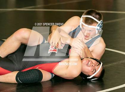 Thumbnail 3 in Elisibeth Barry Memorial Clash at the Creek photogallery.
